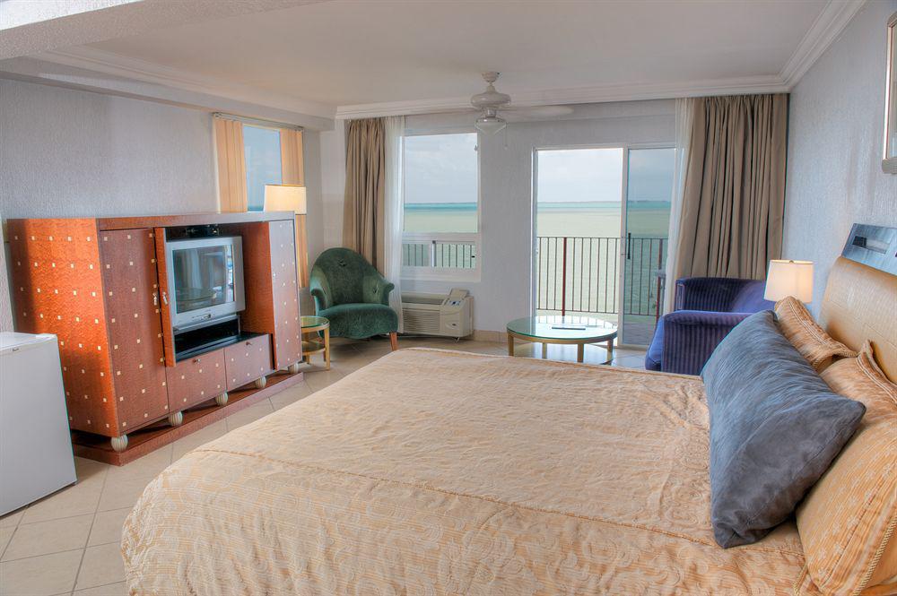 Ramada By Wyndham Princess Belize City Camera foto